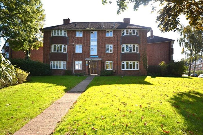1 Bedroom Flat To Rent In High Street West Wickham, BR4