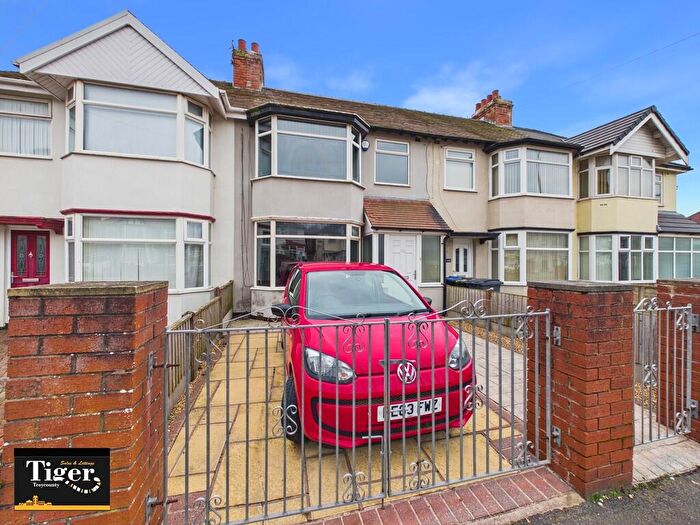 3 Bedroom Terraced House For Sale In Warbreck Hill Road, Blackpool, FY2