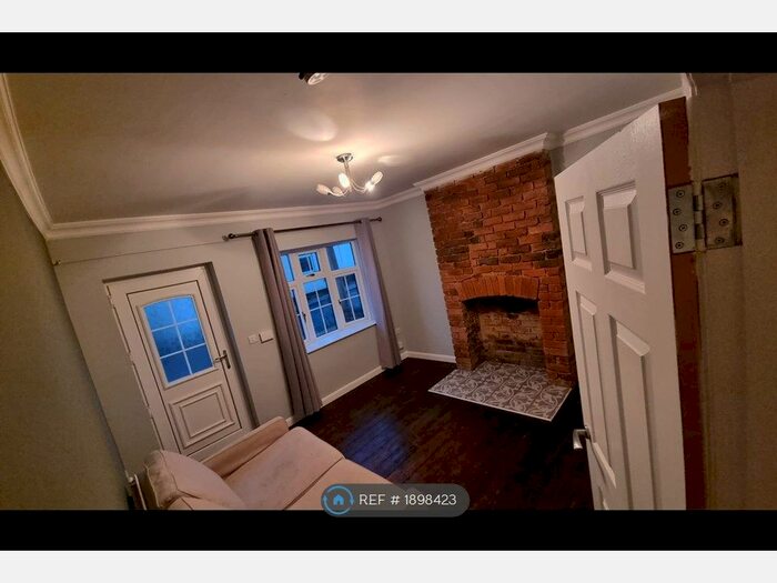 3 Bedroom Terraced House To Rent In Queen Street, Eckington, Sheffield, S21