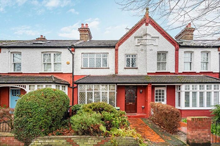 3 Bedroom Terraced House For Sale In Bagshot Road, London, EN1