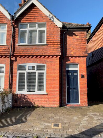 2 Bedroom Semi-Detached House To Rent In Hilliard Road, Northwood, HA6