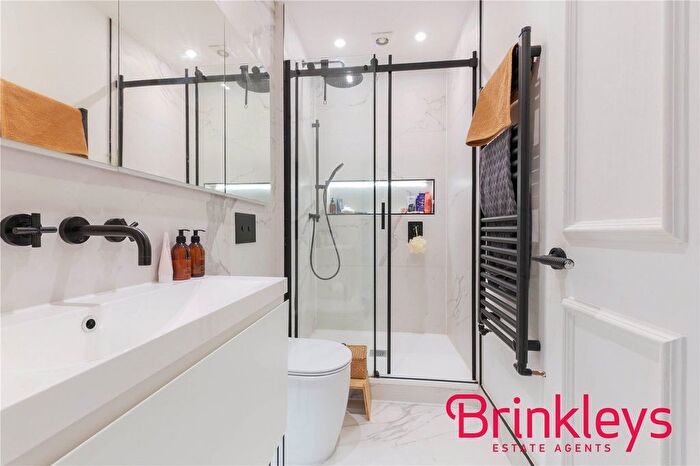 1 Bedroom Flat To Rent In Vineyard Hill Road, London, SW19