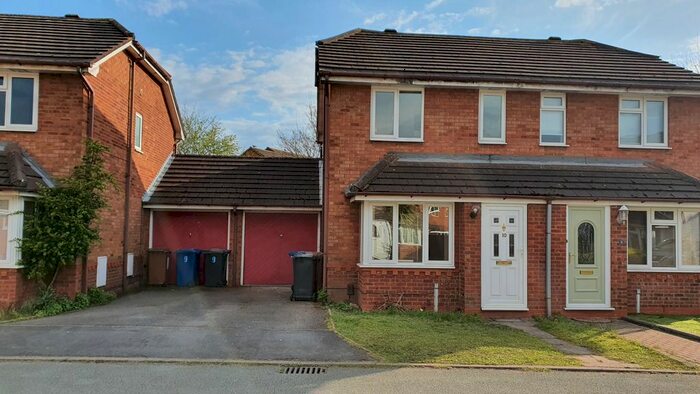 2 Bedroom Semi-Detached House To Rent In Flinn Close, Lichfield, Staffordshire, WS14