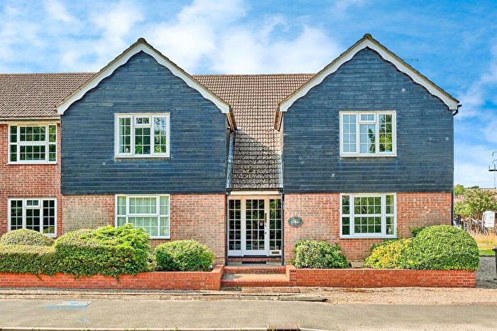 2 Bedroom Apartment For Sale In London Road, Great Chesterford, Saffron Walden, CB10