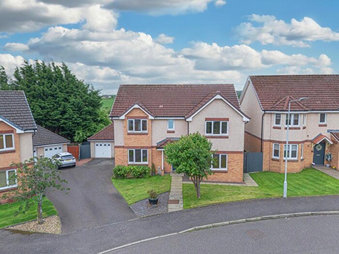 4 Bedroom Detached Villa For Sale In Limepark Crescent, Kelty, KY4