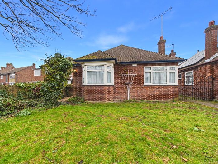 3 Bedroom Detached Bungalow To Rent In Bedwell Road, Belvedere, Kent, DA17