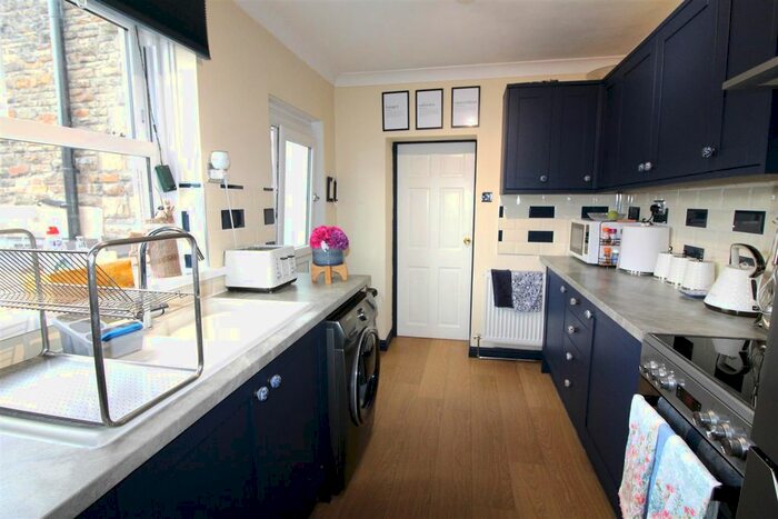 3 Bedroom Terraced House For Sale In Hill Street, Newbridge, Newport, NP11
