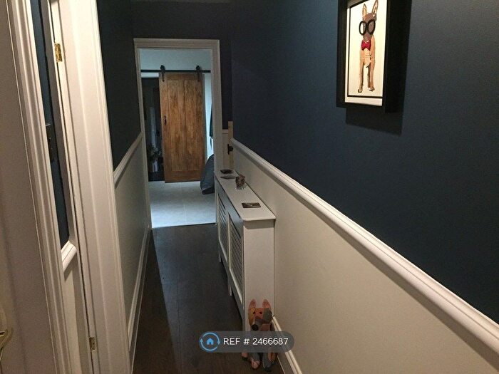 1 Bedroom Maisonette To Rent In Atheldene Road, London, SW18