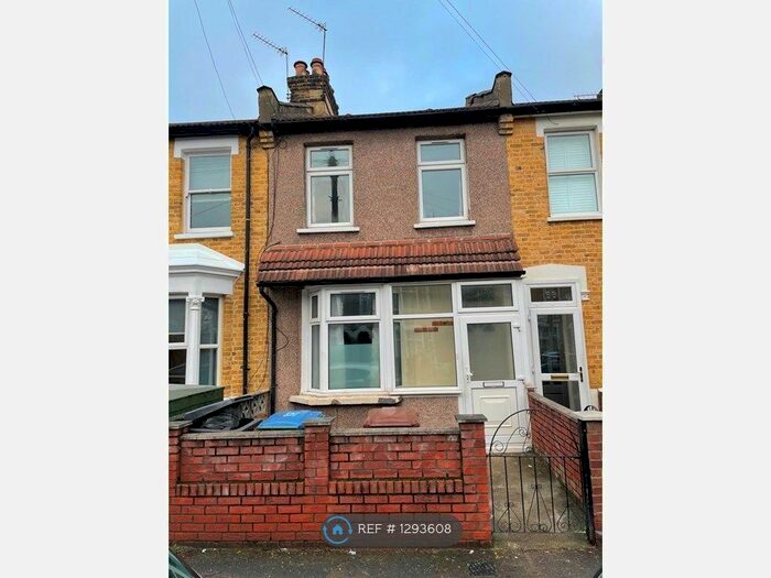 2 Bedroom Terraced House To Rent In Thorpe Road, London E7