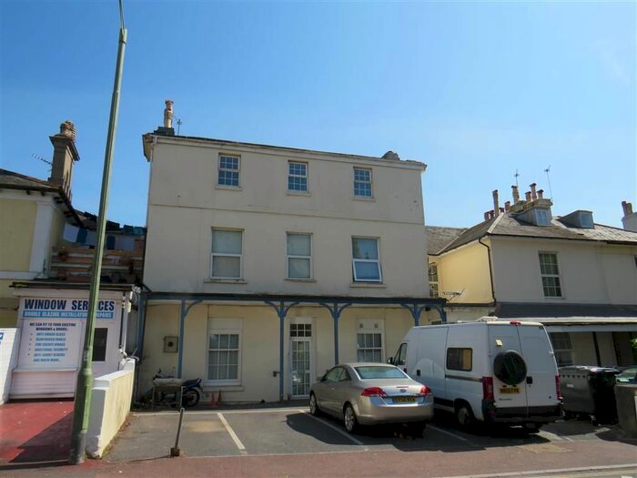 2 Bedroom Flat To Rent In Abbey, Torbay Road, Torquay, TQ2