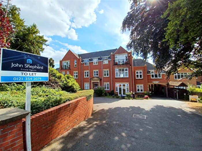 2 Bedroom Flat To Rent In Lichfield Road, Sutton Coldfield, West Midlands, B74