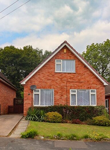 2 Bedroom Detached House To Rent In Northam Drive, Ripley, DE5