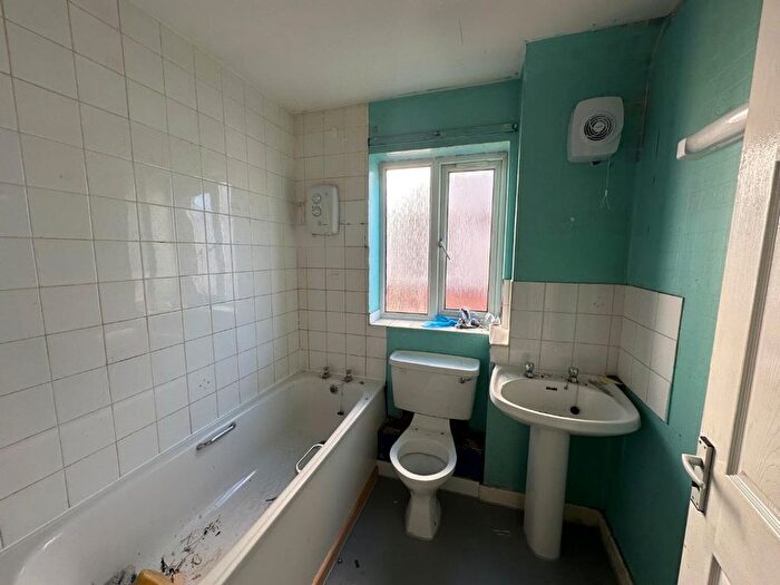 2 Bedroom Semi-Detached House For Sale In New Town, Brierley Hill, DY5