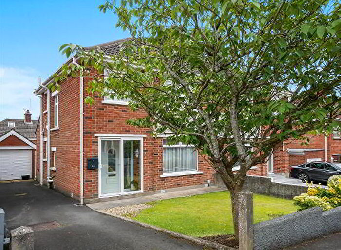 3 Bedroom Semi-Detached House For Sale In Chartwell Park, Belfast, BT8