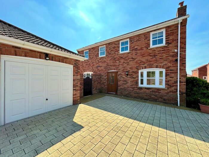 4 Bedroom Detached House To Rent In Skye Gardens, Feltwell, Thetford, IP26