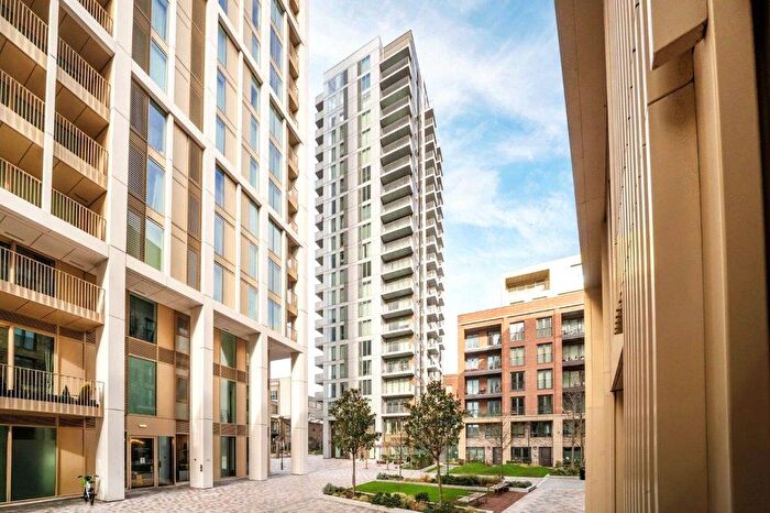 1 Bedroom Flat To Rent In Jacquard Point, Tapestry Way, London, E1