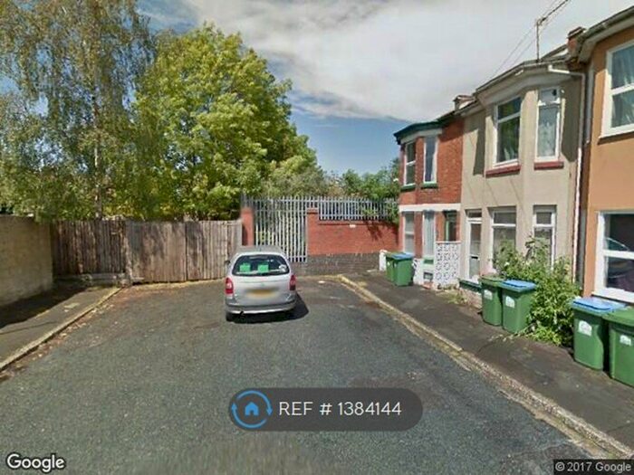 2 Bedroom Terraced House To Rent In Queens Road, Southampton, SO15