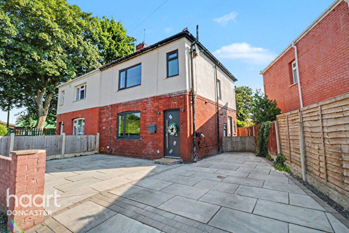 3 Bedroom Semi-Detached House For Sale In Ash Tree Road, Thorne, Doncaster, DN8