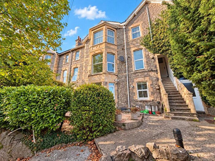 1 Bedroom Flat For Sale In Edinburgh Place, Hillside, BS23
