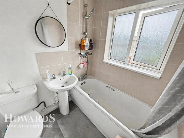 1 Bedroom Maisonette To Rent In Fir Lane, Lowestoft, NR32