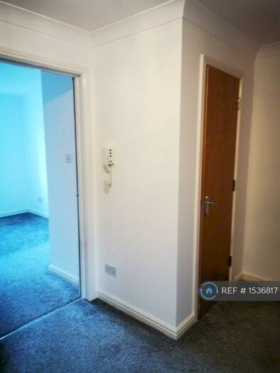1 Bedroom Flat To Rent In Endrick Court, Stenhousemuir, FK5