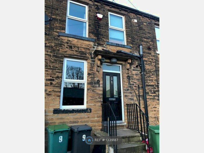 2 Bedroom Terraced House To Rent In Belle Vue Terrace, Guiseley, Leeds, LS20