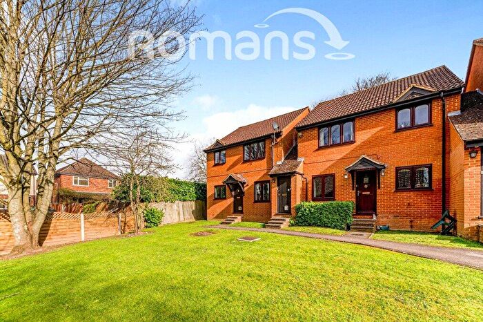2 Bedroom Apartment For Sale In Holmers Court, Holmers Farm Way, High Wycombe, HP12