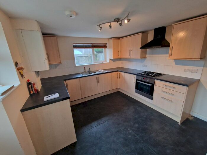 3 Bedroom End Of Terrace House To Rent In Durban Crescent, Dover, CT16