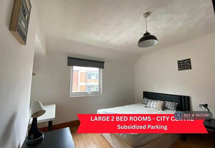 2 Bedroom Flat To Rent In Humberstone Gate, Leicester, LE1