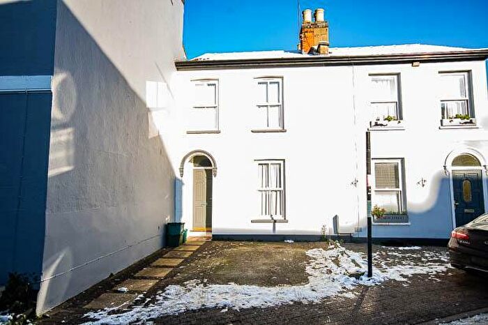 2 Bedroom Semi-Detached House To Rent In New Street, Cheltenham, GL50
