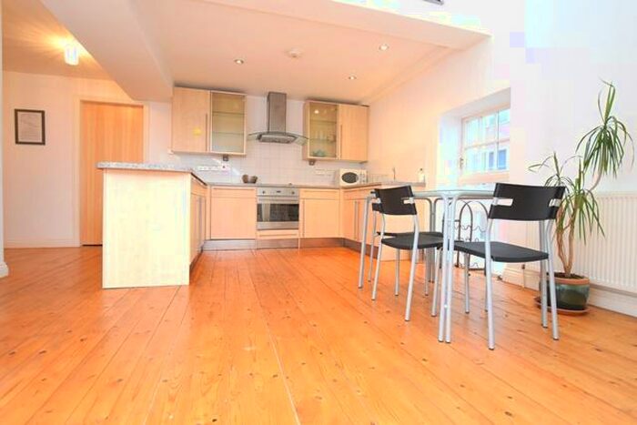 3 Bedroom Apartment To Rent In Cavendish Street, S3