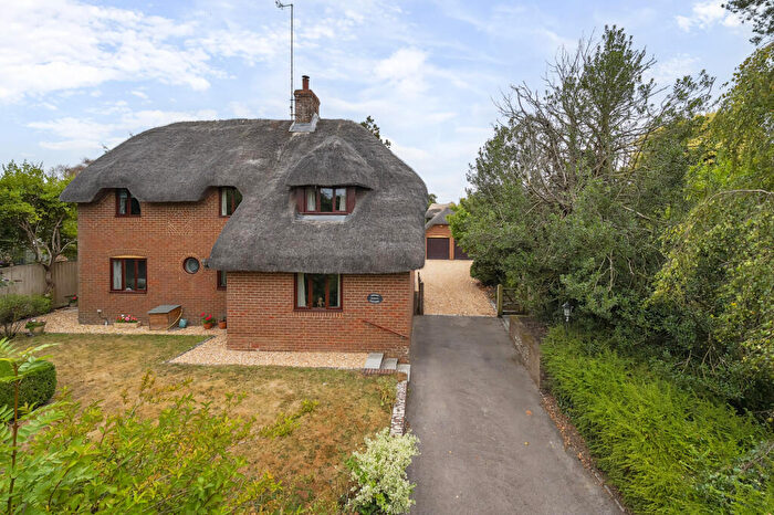 4 Bedroom Detached House For Sale In Wootton Rivers, Marlborough, SN8