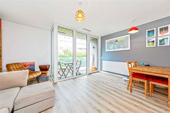 1 Bedroom Flat To Rent In Capitol Way, Colindale, NW9