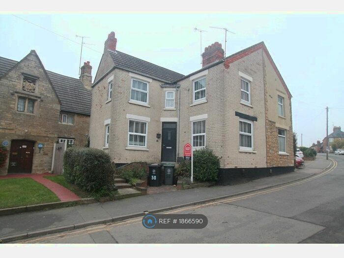 2 Bedroom Semi-Detached House To Rent In Hill Street, Raunds, Wellingborough, NN9