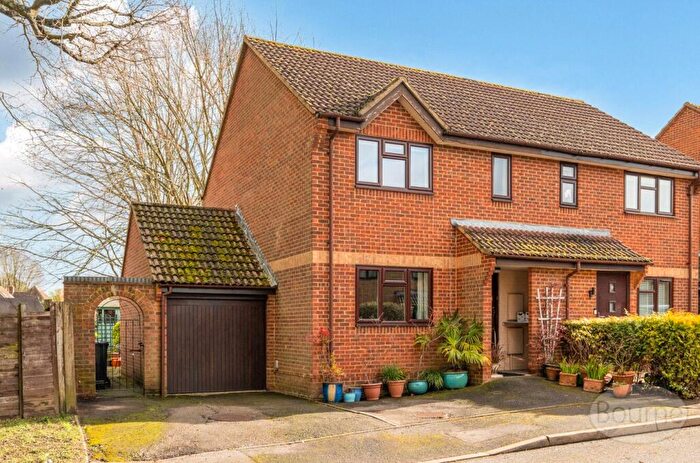 3 Bedroom Semi Detached House For Sale In Tarragon Drive, Guildford, Surrey, GU2