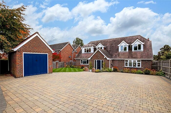 5 Bedroom Country House For Sale In North Lane, Nomansland, Salisbury, SP5