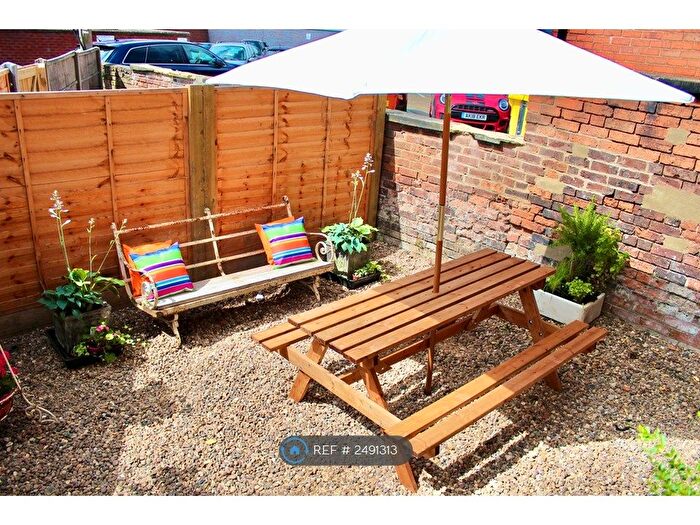 8 Bedroom End Of Terrace House To Rent In Newland, Lincoln, LN1