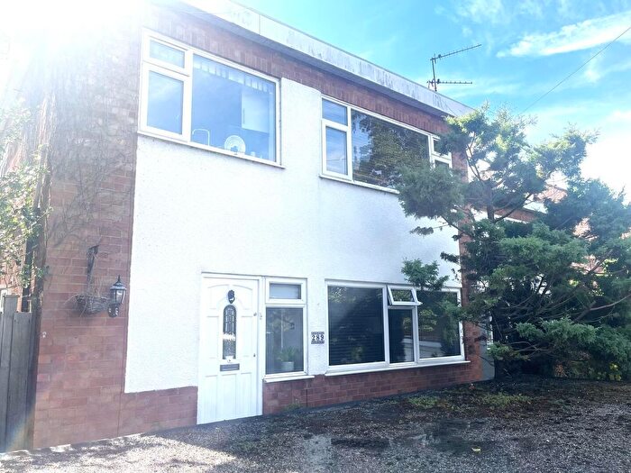 2 Bedroom Flat To Rent In Rugby Road, Leamington Spa, CV32