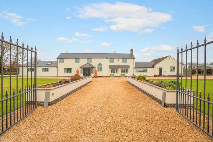 5 Bedroom Detached House For Sale In Water Eaton, Swindon, Wiltshire SN6