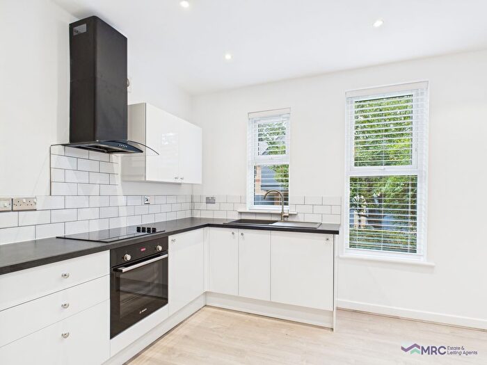 1 Bedroom Flat To Rent In Flat, Pearson Park, HU5