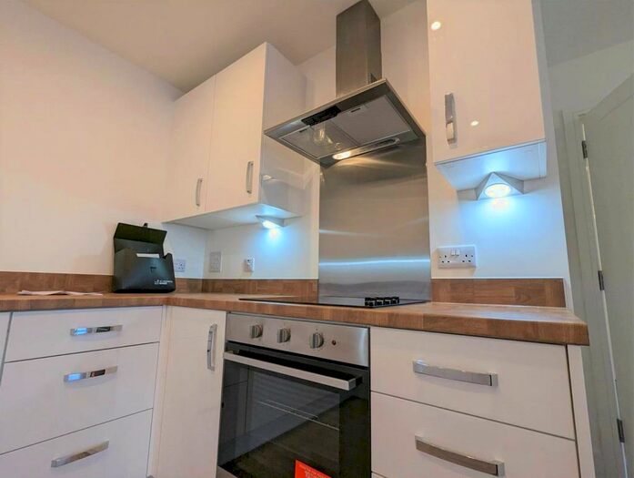 1 Bedroom Flat To Rent In Cooper Avenue, Birmingham, B31