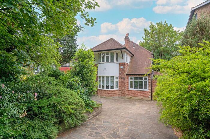 6 Bedroom Detached House To Rent In Highfield Hill, London, SE19