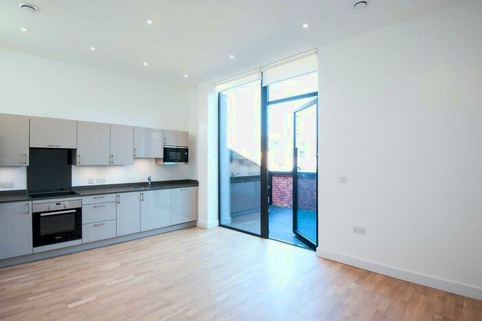 1 Bedroom Apartment To Rent In Burgess Springs, Chelmsford, CM1