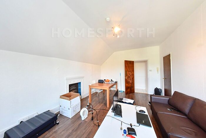 1 Bedroom Flat To Rent In Princes Avenue, Muswell Hill, N10