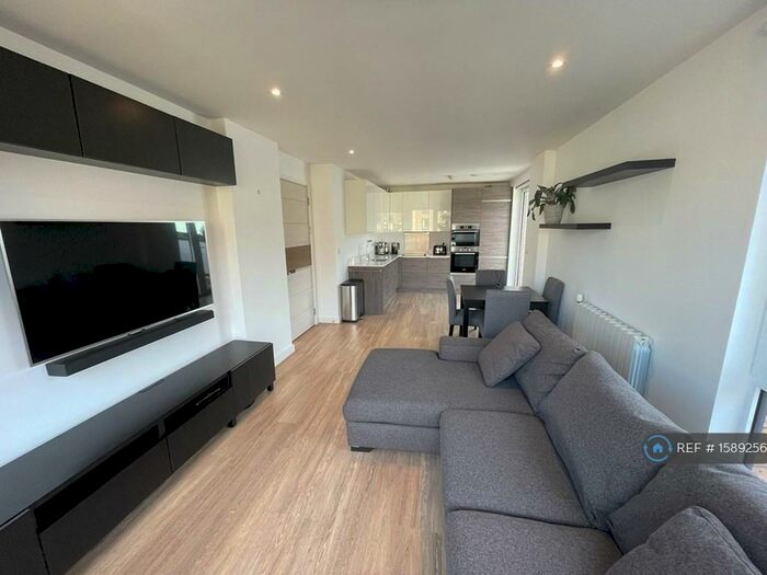 2 Bedroom Penthouse To Rent In Ashton Reach, London, SE16