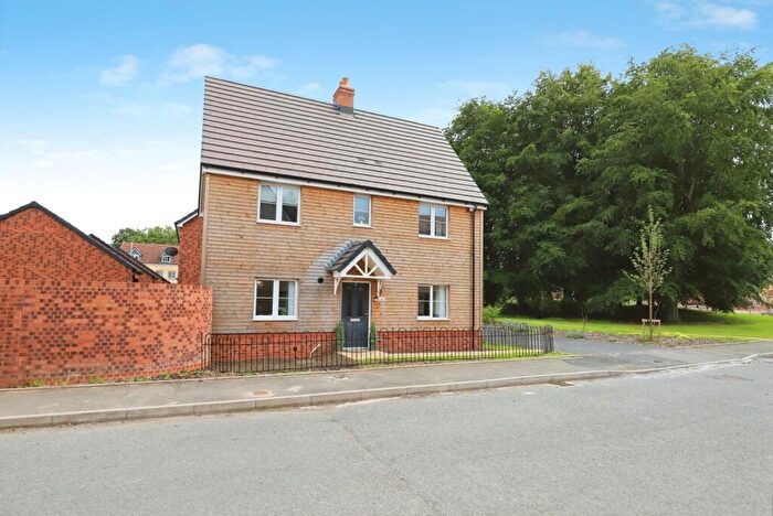 3 Bedroom Detached House For Sale In Bluebell Crescent, Lea Castle, Kidderminster, Worcestershire, DY10
