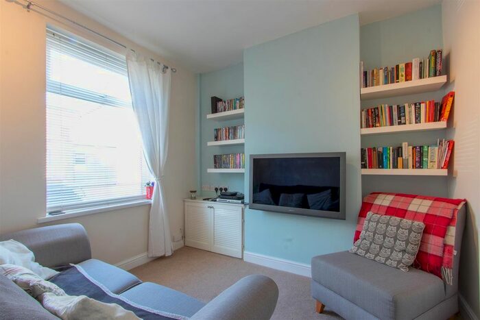 2 Bedroom Terraced House To Rent In Chester Street, Cardiff, CF11