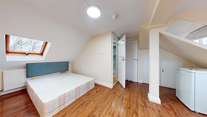 1 Bedroom Property To Rent In Dollis Hill Lane, Neasden, London, NW2