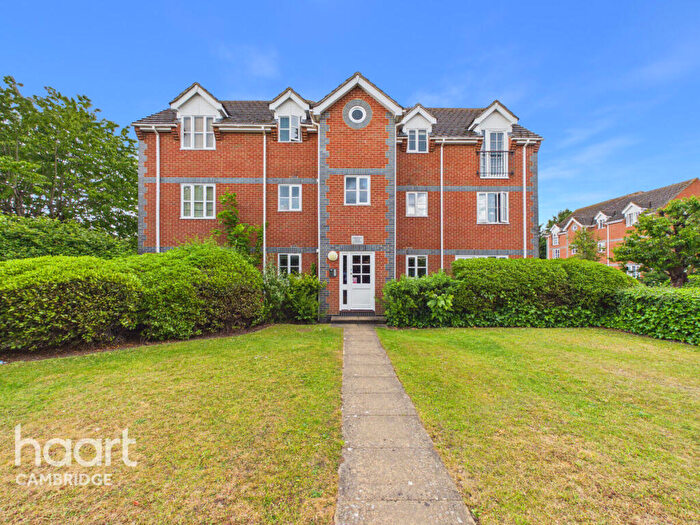 1 Bedroom Flat For Sale In Woodhead Drive, Cambridge, CB4