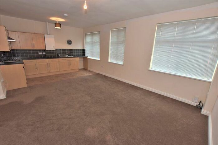 2 Bedroom Flat To Rent In West Road, Fenham, NE15